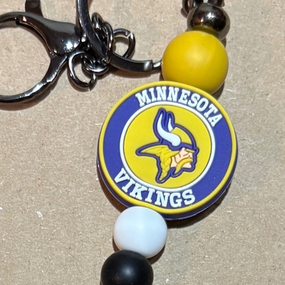 Silicone Bead Keychain - Minnesota Vikings - Picture 2 of 2